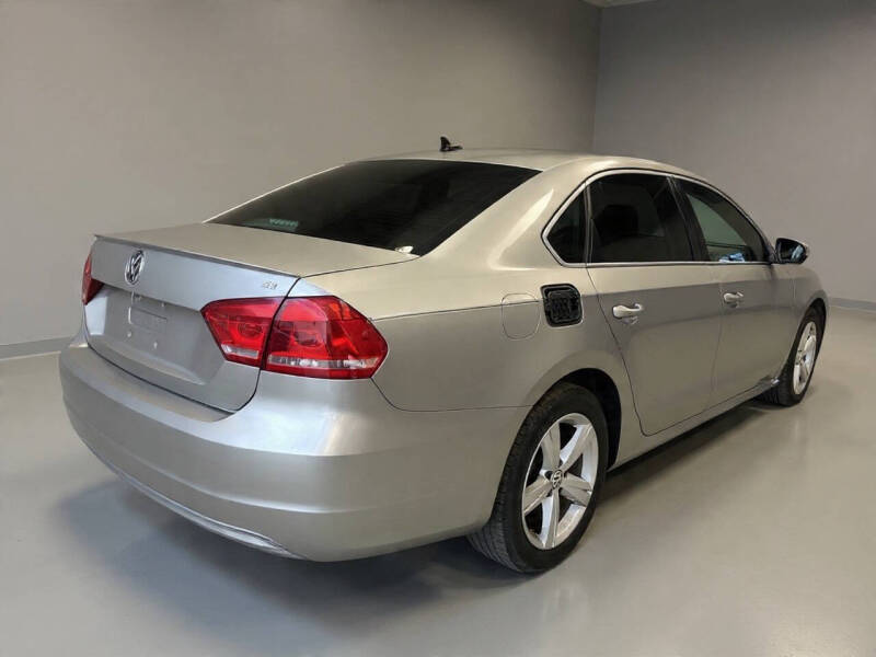 2013 Volkswagen Passat SE