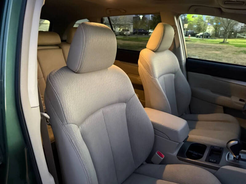 2010 Subaru Outback 2.5i Premium