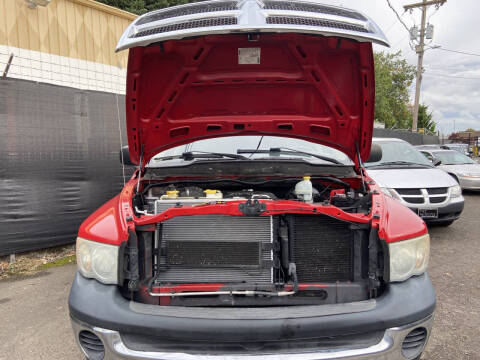 2004 Dodge Ram 1500 ST