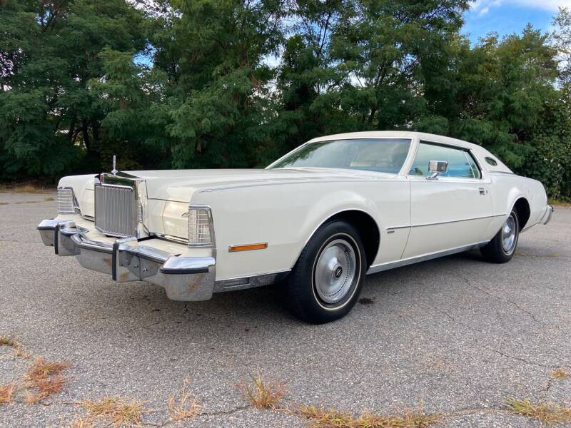 1974 Lincoln Mark IV for sale at Clair Classics in Westford MA