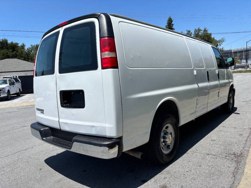 2013 Chevrolet Express 2500
