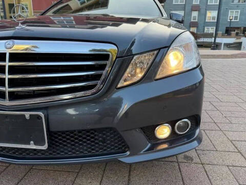 2010 Mercedes-Benz E-Class
