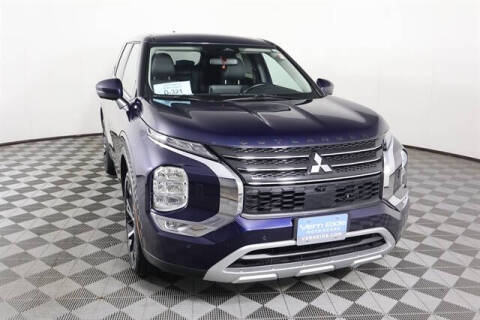 2023 Mitsubishi Outlander SE