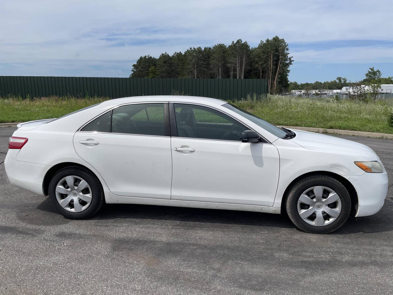 2009 Toyota Camry for sale at Twin Cities Auctions in Elk River, MN