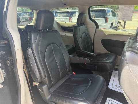 2018 Chrysler Pacifica Touring L