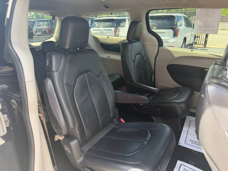2018 Chrysler Pacifica Touring L