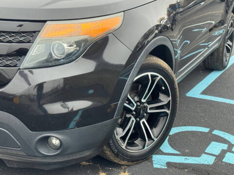 2014 Ford Explorer Sport