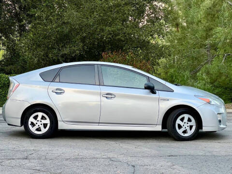 2010 Toyota Prius III