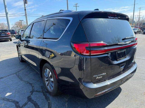 2021 Chrysler Pacifica Hybrid Touring L