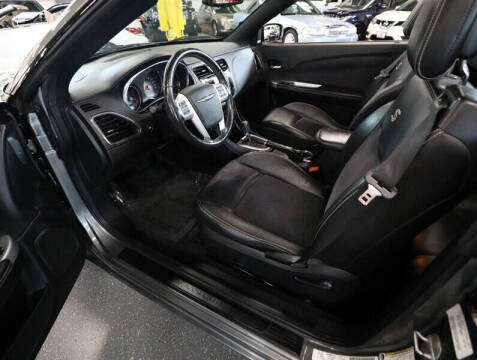 2011 Chrysler 200 S