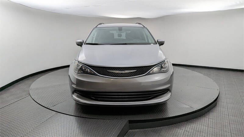 2020 Chrysler Voyager LXi