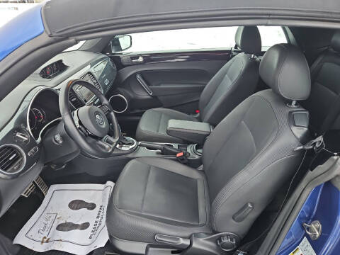 2013 Volkswagen Beetle Convertible Turbo