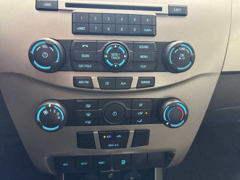 2008 Ford Focus SES