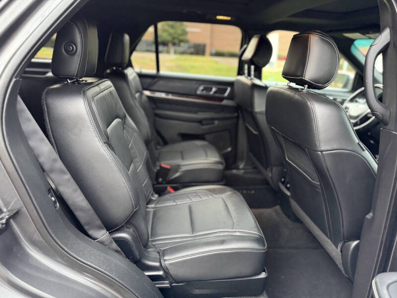 2016 Ford Explorer Platinum