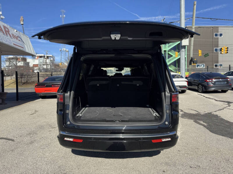 2024 Jeep Wagoneer L