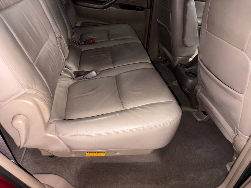 2002 Toyota Sequoia SR5