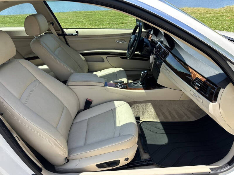 2012 BMW 3 Series 328i