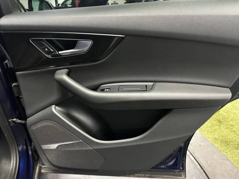 2020 Audi Q7 quattro Premium Plus 45 TFSI