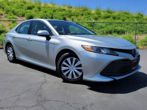 2018 Toyota Camry for sale at Planet Cars in Fairfield CA