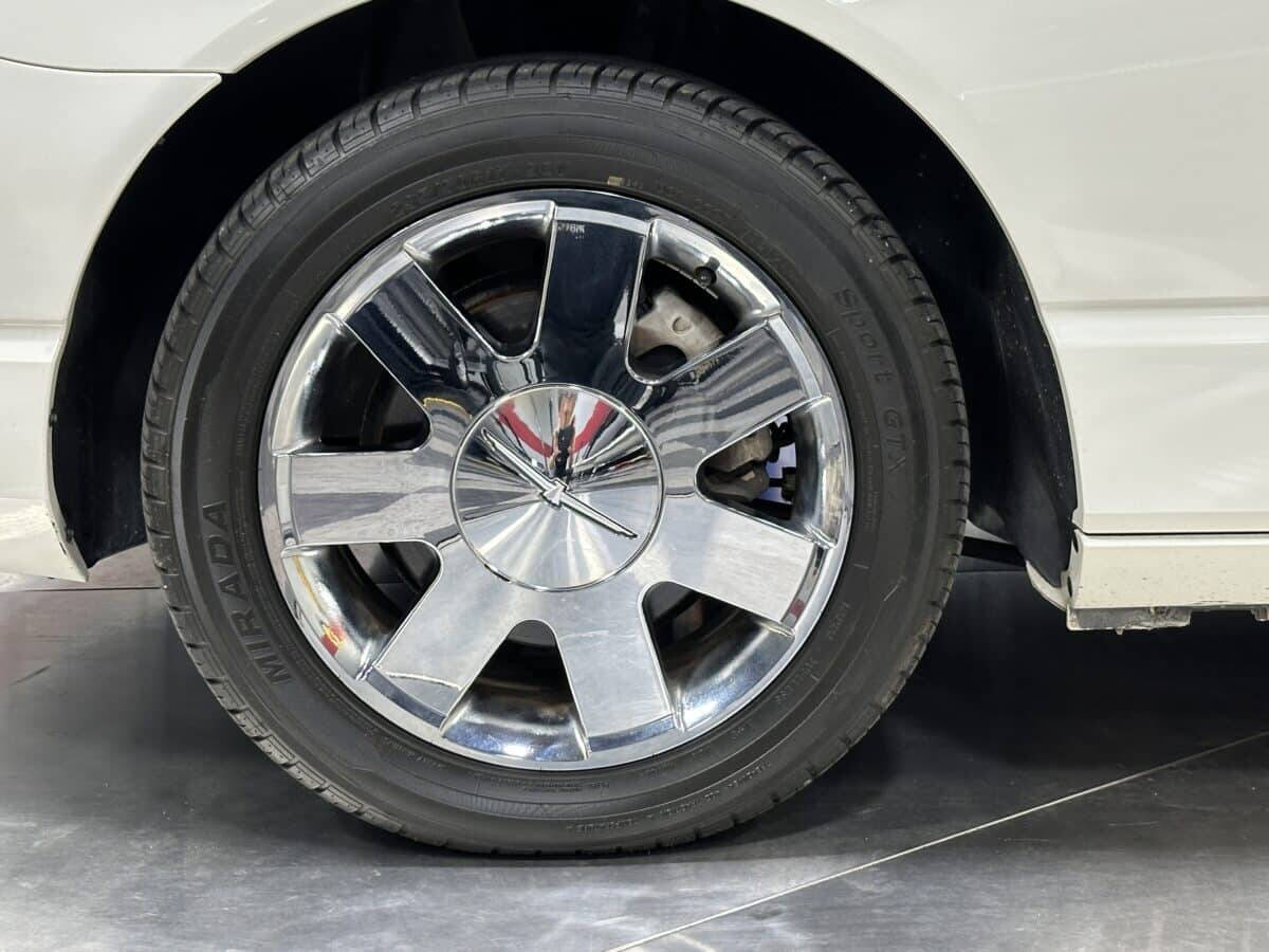 2003 Ford Thunderbird 46