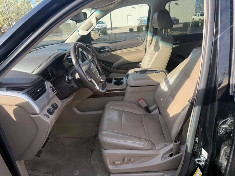 2017 GMC Yukon SLT