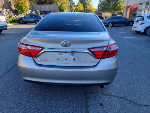 2015 Toyota Camry LE