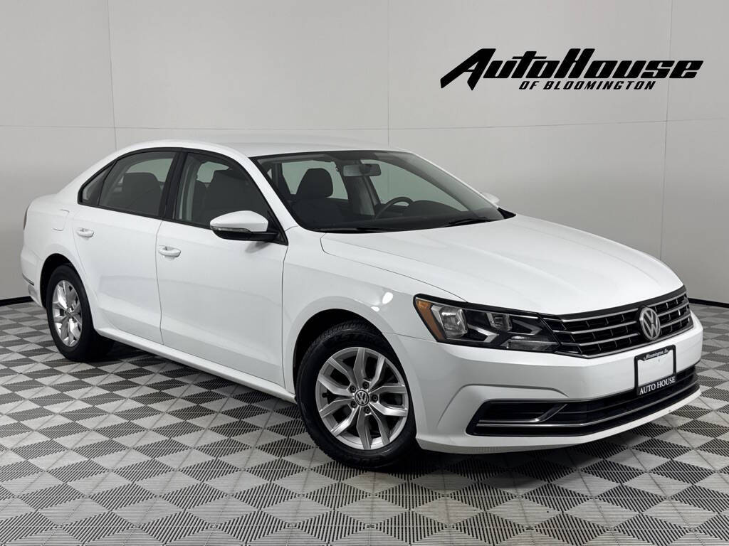 2018 Volkswagen Passat 2.0T S 4dr Sedan's photo