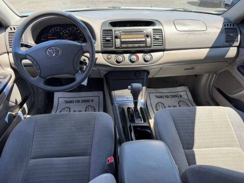 2006 Toyota Camry LE