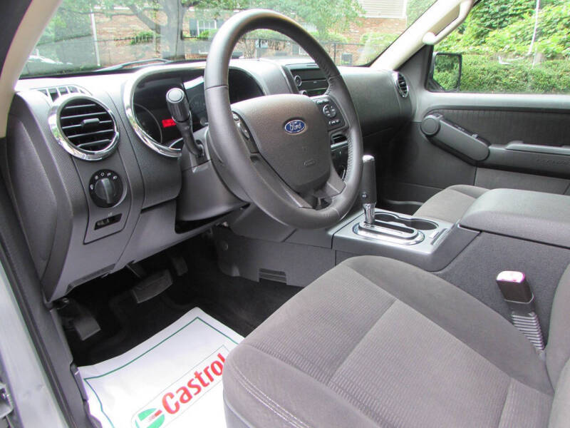 2010 Ford Explorer XLT