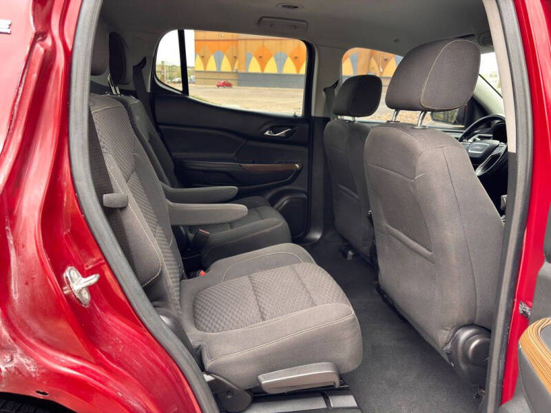 2017 GMC Acadia SLE-2