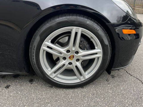 2019 Porsche Panamera