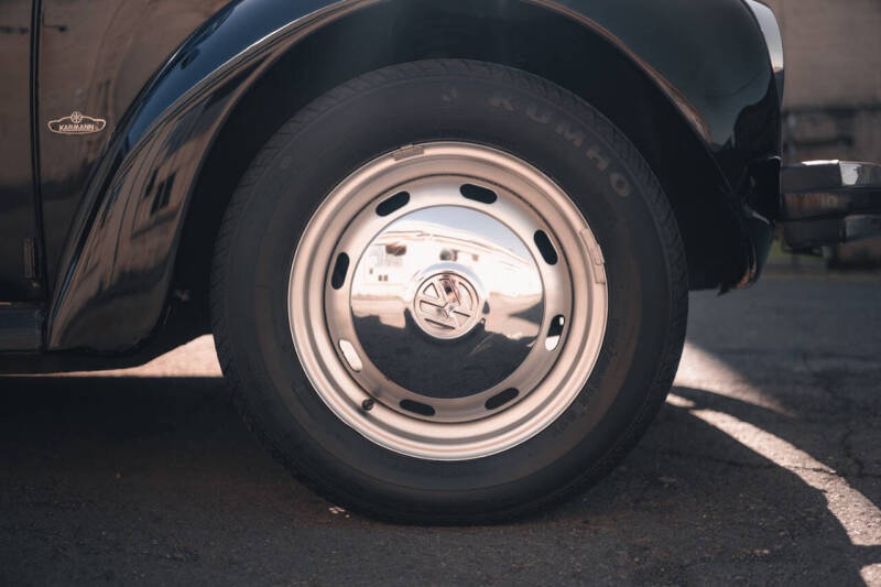 1977 Volkswagen Super Beetle