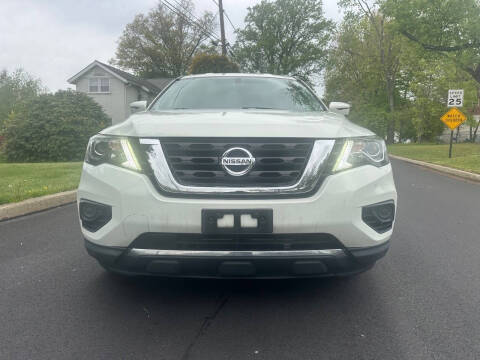 2018 Nissan Pathfinder S