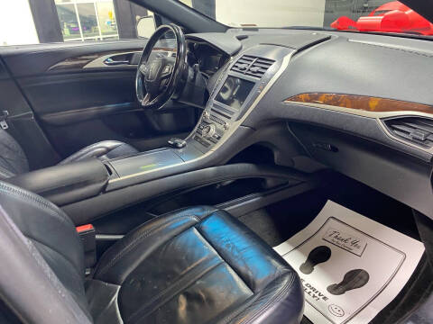 2017 Lincoln MKZ Select