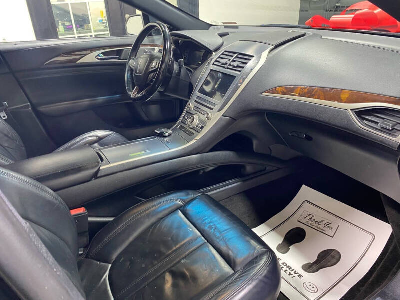 2017 Lincoln MKZ Select