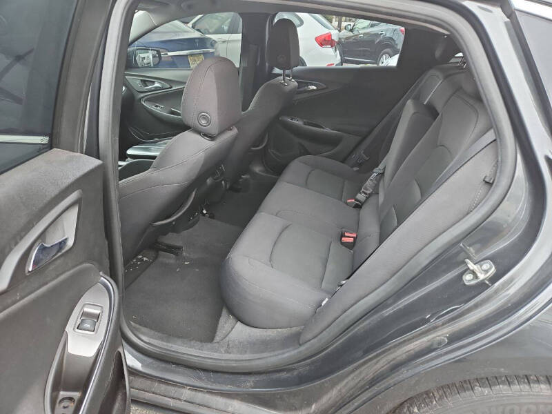 2017 Chevrolet Malibu LT