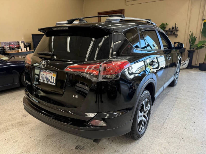 2016 Toyota RAV4 LE