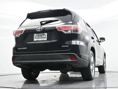 2016 Toyota Highlander Limited Platinum