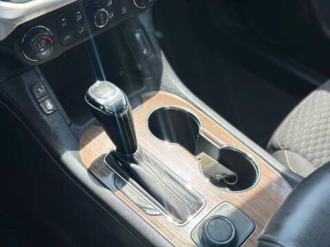 2019 GMC Acadia SLE-2