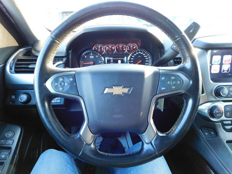 2019 Chevrolet Suburban LT