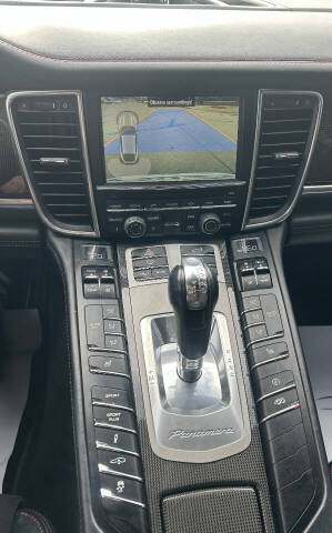 2016 Porsche Panamera GTS