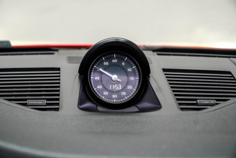 2022 Porsche 911 Carrera