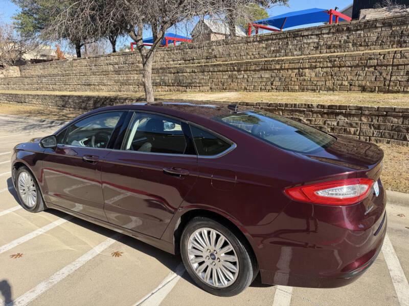 2013 Ford Fusion Hybrid SE