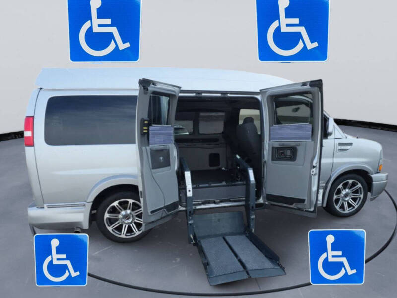 2018 GMC Savana 2500