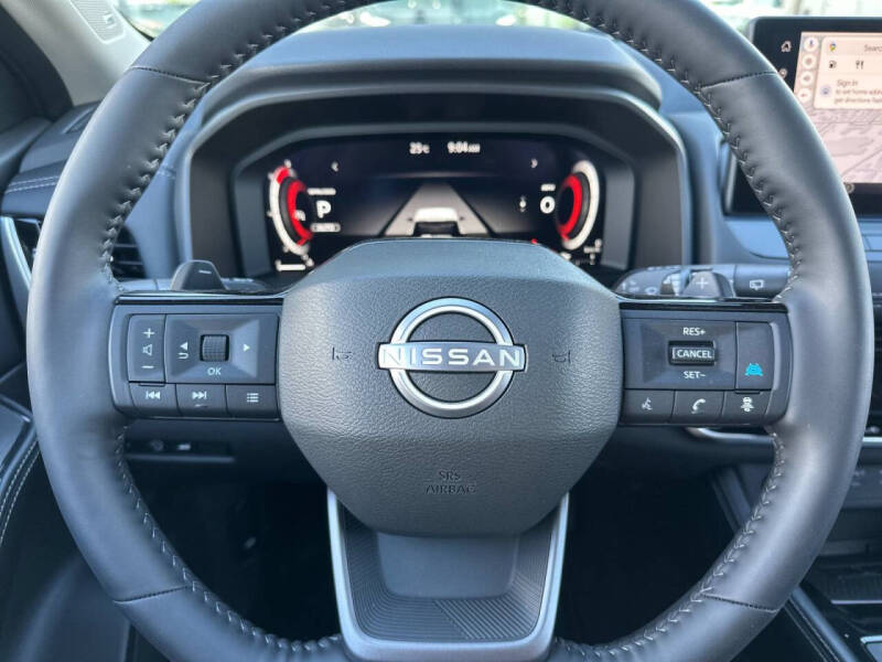 2025 Nissan Rogue Platinum