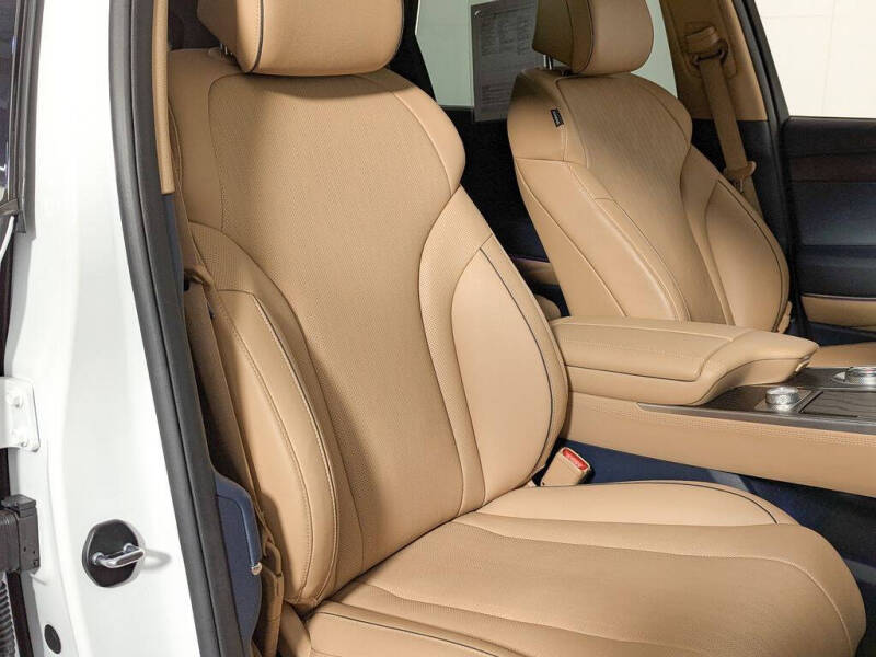 2024 Genesis GV80 2.5T