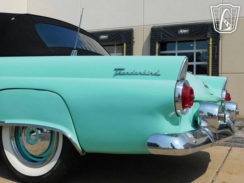 1955 Ford Thunderbird
