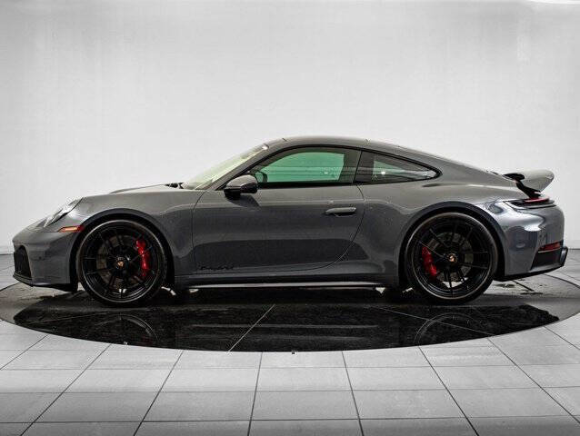 2025 Porsche 911 Carrera GTS