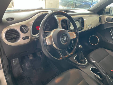 2012 Volkswagen Beetle 2.5L
