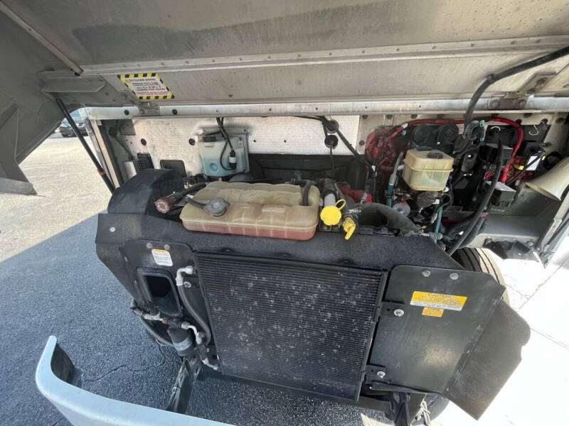 2017 Freightliner MT45 Chassis